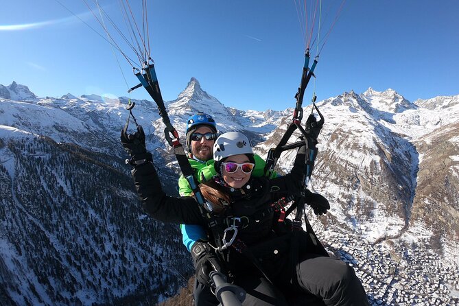 Matterhorn Paragliding flight in Zermatt (20-25min) - The 20 to 25 minute flight above the Matterhorn