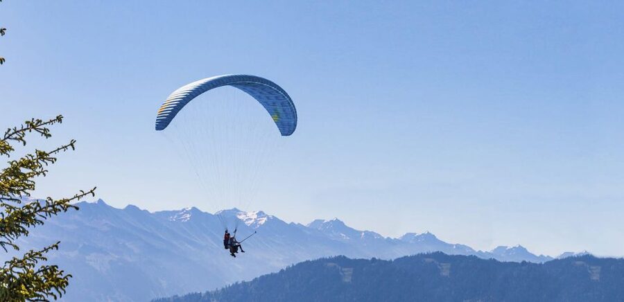 Mayrhofen: Paragliding Flight Experience Over Mountains - Taking the cable car above Mayrhofen