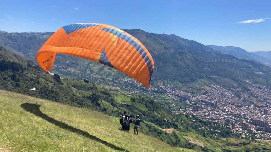 Medellín Paragliding - Go Pro Included - What this Medellín paragliding trip is really like