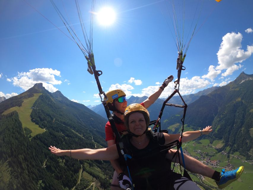 Neustift im Stubaital: Panoramic Tandem Paragliding Flight - Why this flight works so well in Neustift