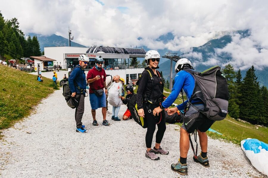 Neustift im Stubaital: Tandem Paragliding Flight - Key points to know before you book