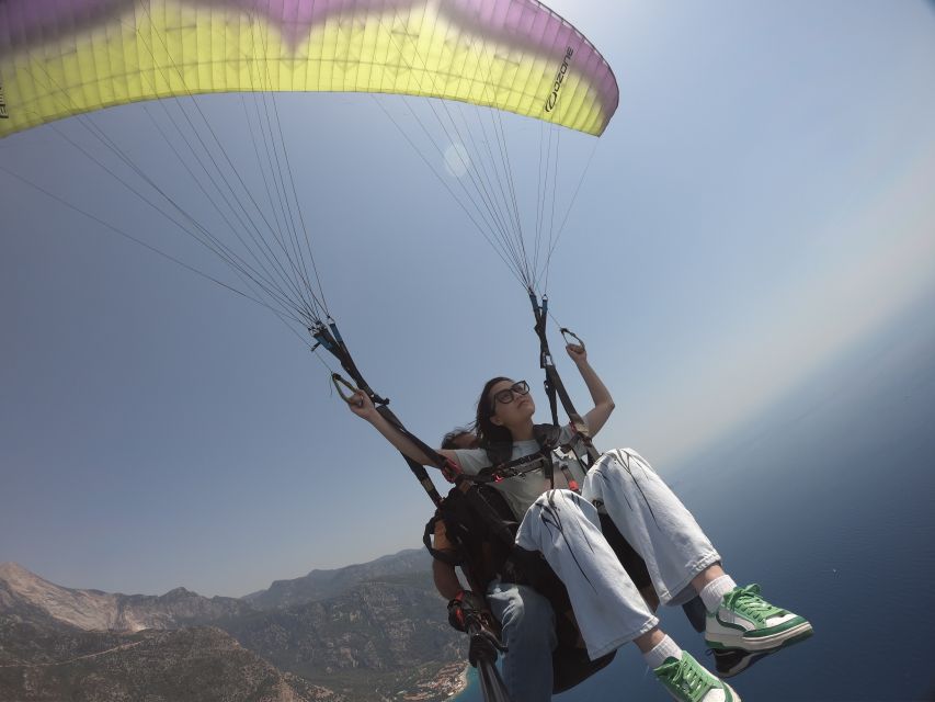 Oludeniz: Blue Lagoon Paragliding Flight Fethiye - A choice between a calm glide and extra acrobatics