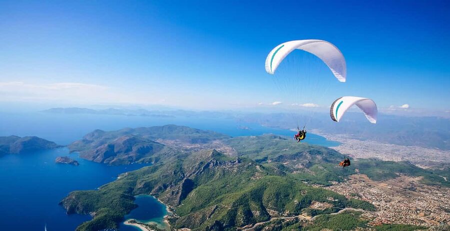 Ölüdeniz: Fethiye Tandem Paragliding w/ Hotel Pickup - The flight over the Blue Lagoon