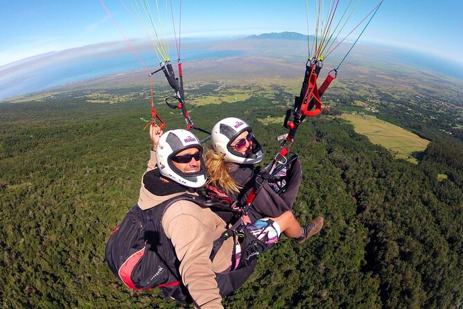 Paraglide Maui's 1K Tandem Paragliding Experience - Landing near where you started