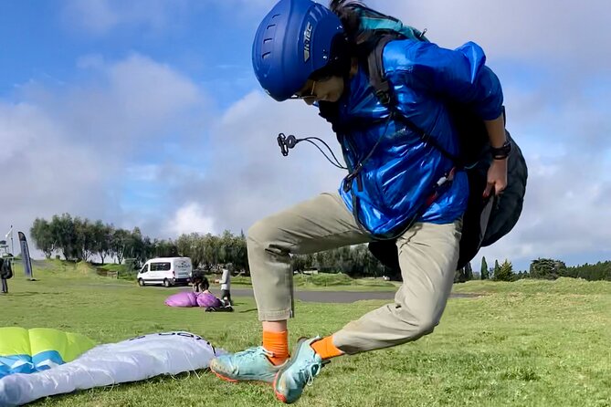 Paraglide Maui's 1K Tandem Paragliding Experience - Timing, weather, and what to wear