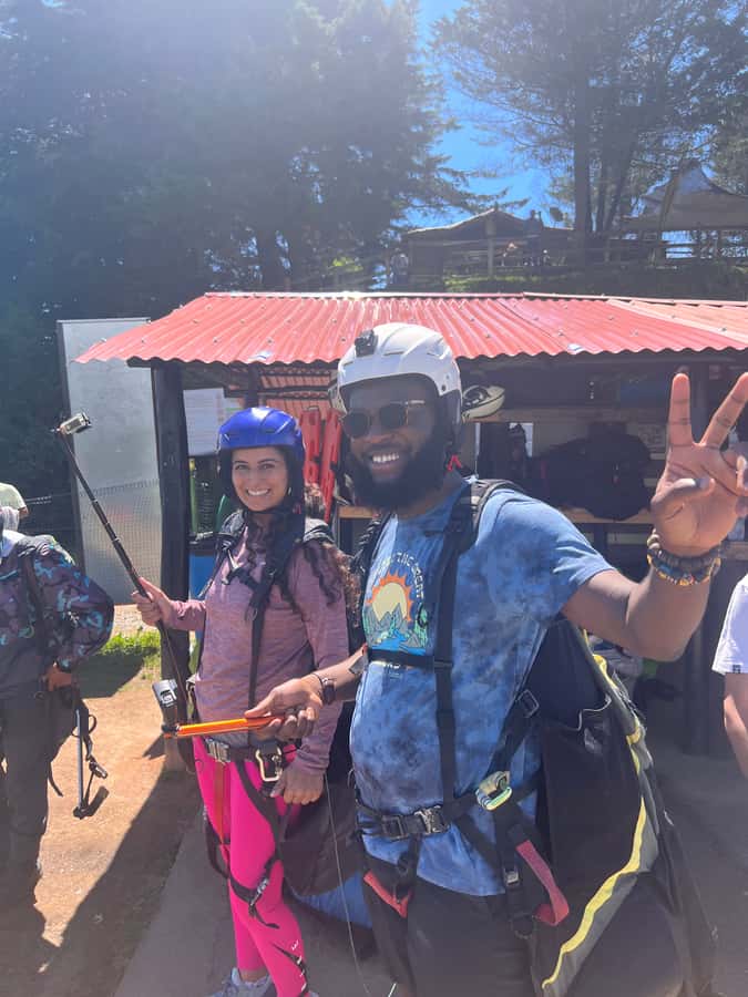 Paraglide over beautiful Medellin - What the tandem flight is like