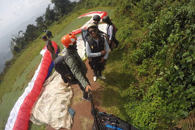 Paragliding - Landing, transfer back, and the practical finish