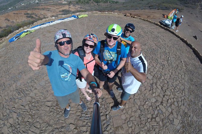 Paragliding Epic Experience in Tenerife with the Spanish Champion Team - The briefing keeps things simple