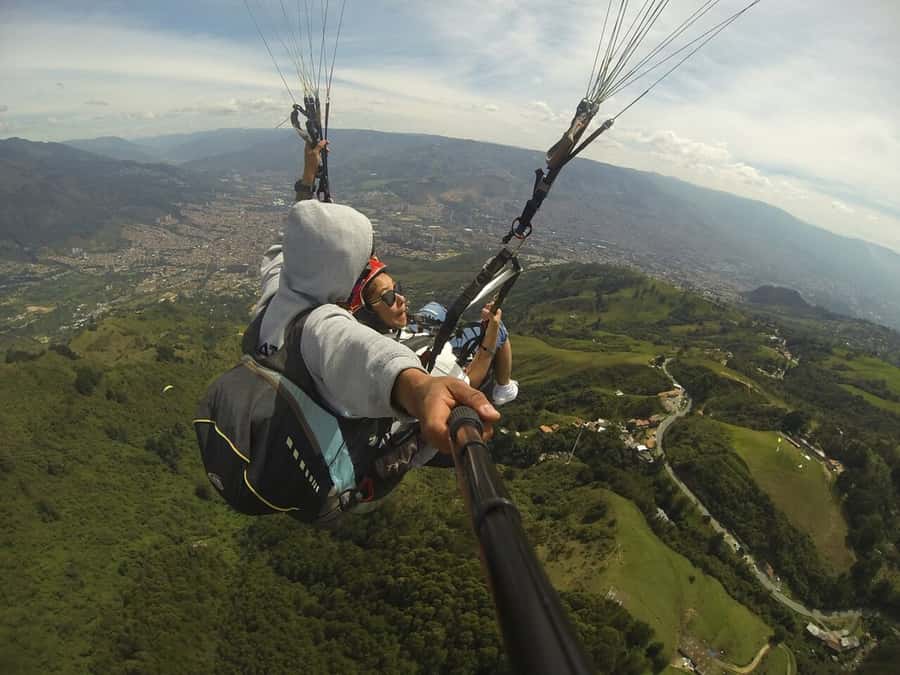 Paragliding Experience - Why San Felix gives you Medellín from a different angle