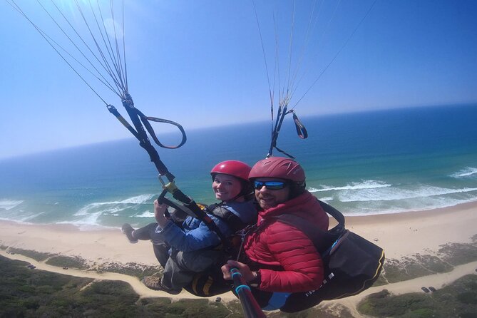 Paragliding Experience near Lisbon - Twenty minutes in the air over the coast