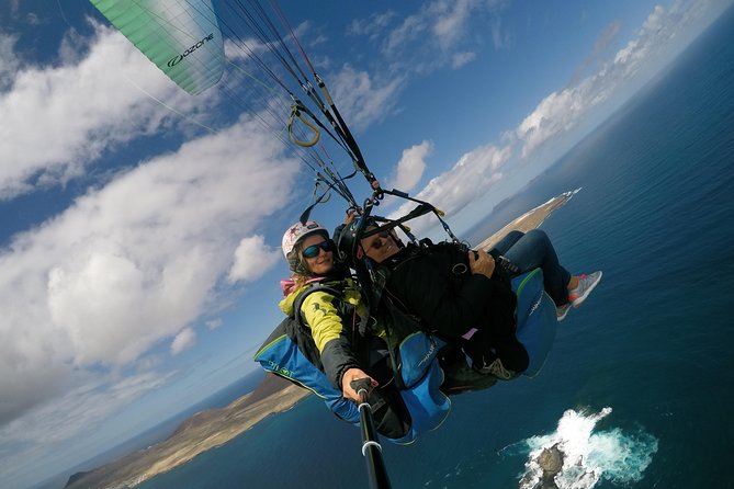 Paragliding First Class - Walking to the launch point