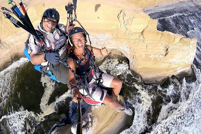 Paragliding Flight at Paracas National Reservation - The Paracas National Reserve setting