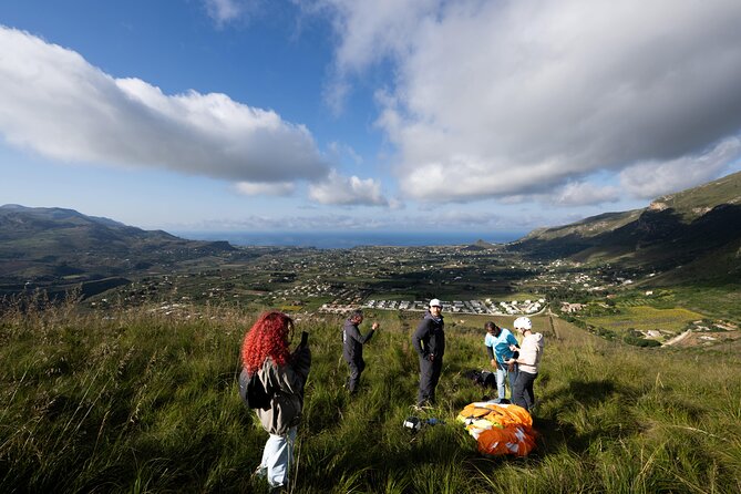 Paragliding flight in Palermo - What happens before takeoff