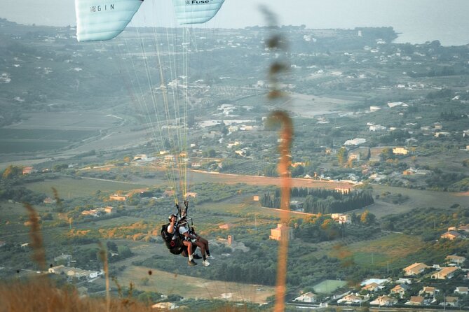 Paragliding flight in Palermo - Safety, pilots, and the small group