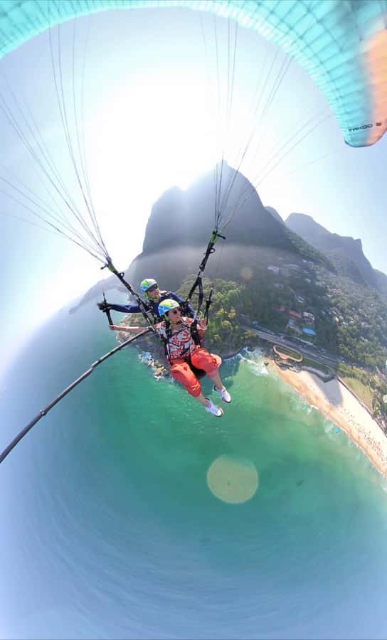 PARAGLIDING FLIGHT IN SÃO CONRADO - RIO DE JANEIRO - Who should book this São Conrado flight