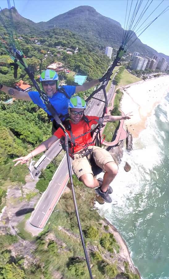 PARAGLIDING FLIGHT IN SÃO CONRADO - RIO DE JANEIRO - What to wear and what to leave behind