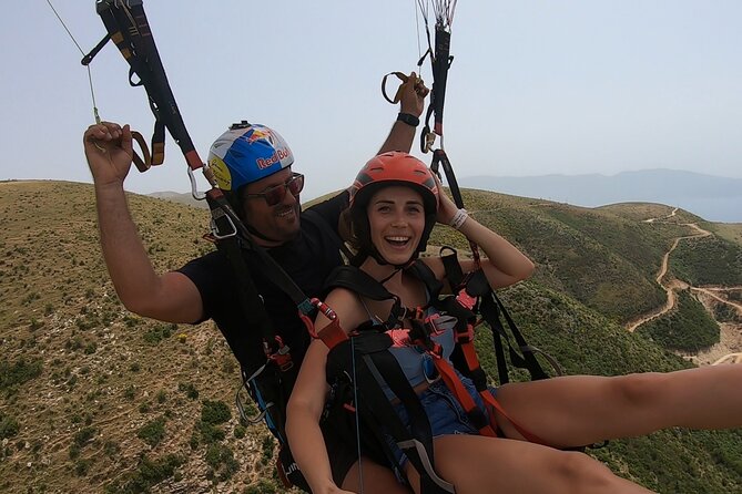 Paragliding Fly Tandem Vlora - A private flight instead of a crowded group outing