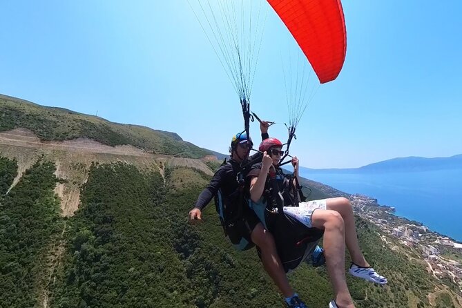 Paragliding Fly Tandem Vlora - Aerobatics for extra adrenaline