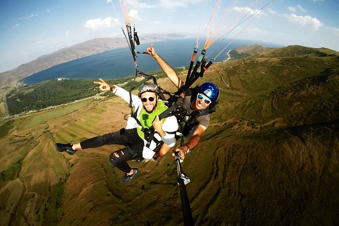 Paragliding in Armenia - GoPro footage makes the memory easier to keep