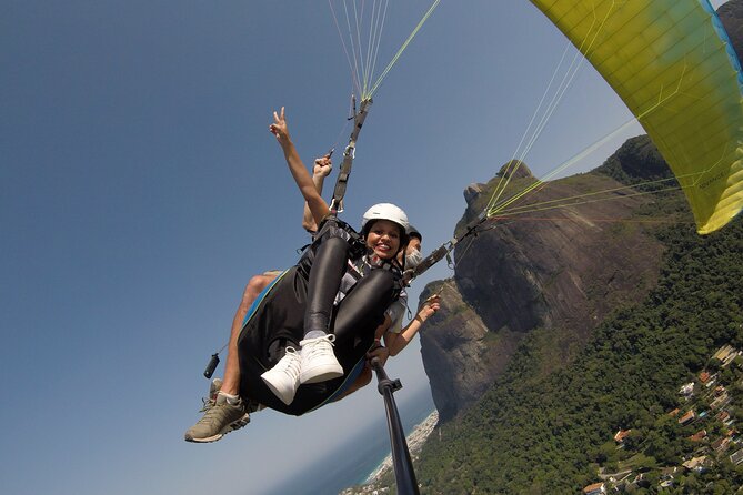Paragliding in Rio de Janeiro - Launching near Pedra Bonita