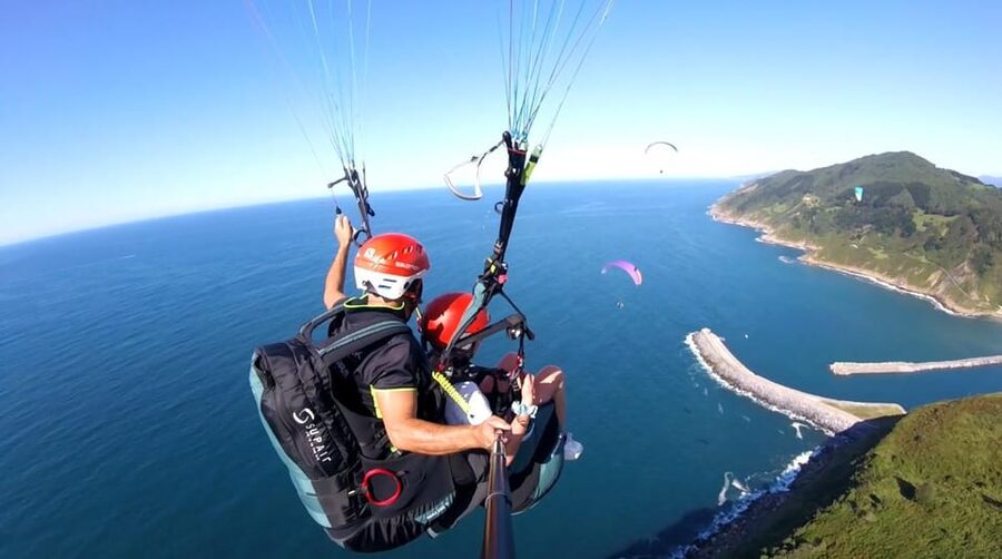 Paragliding in San Sebastian - What the 30 to 45 minute flight feels like
