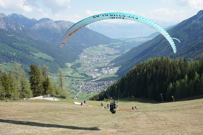 Paragliding in the morning - Meeting at Elferliften in Neustift