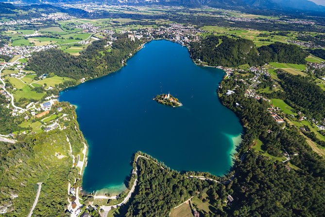 Paragliding Lake Bled - From Vila Ula La to the Launch Hill