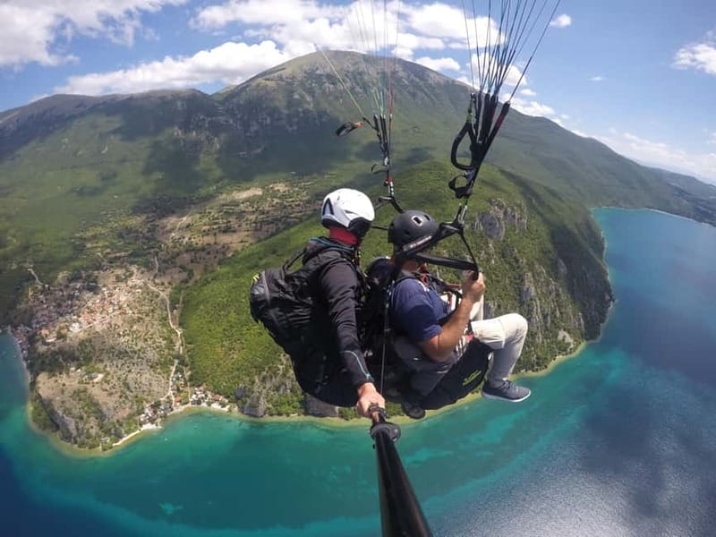 Paragliding Lake Ohrid - Flying above Lake Ohrid instead of looking at it