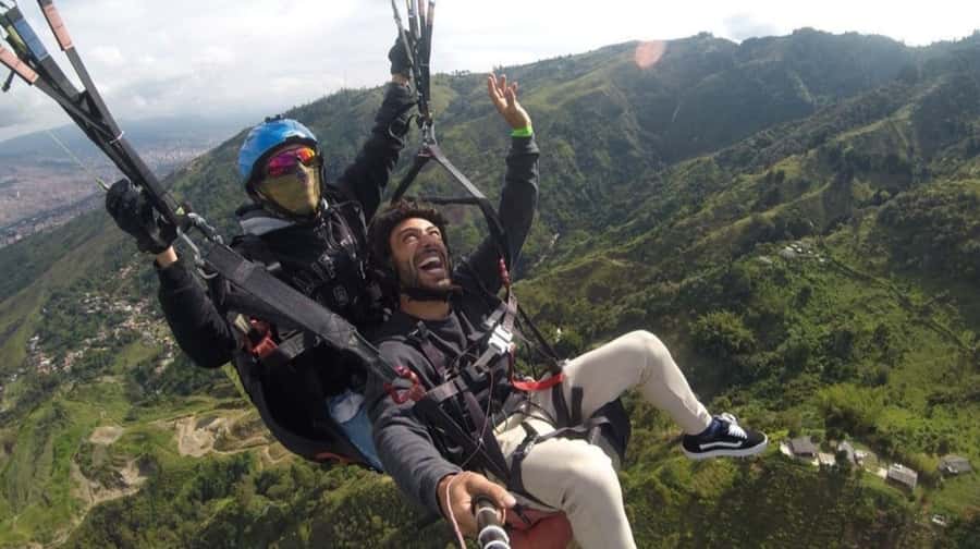 Paragliding Medellin with Transportation and free Videos - Booking details worth noting