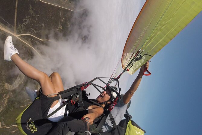 Paragliding Once in a Life Time - Who Will Enjoy This Most