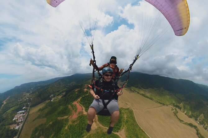 Paragliding tandem flight 1.500 ft & up - What the 20-minute flight feels like