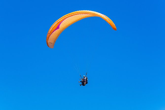 Paragliding tandem flight 1.500 ft & up - Photos and video from the air