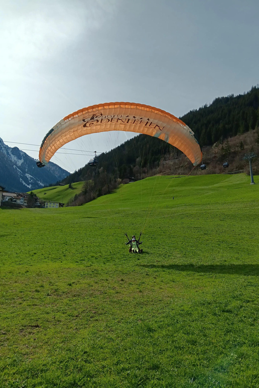 Paragliding Tandem Flight - Choosing Between the Small and Big Flight