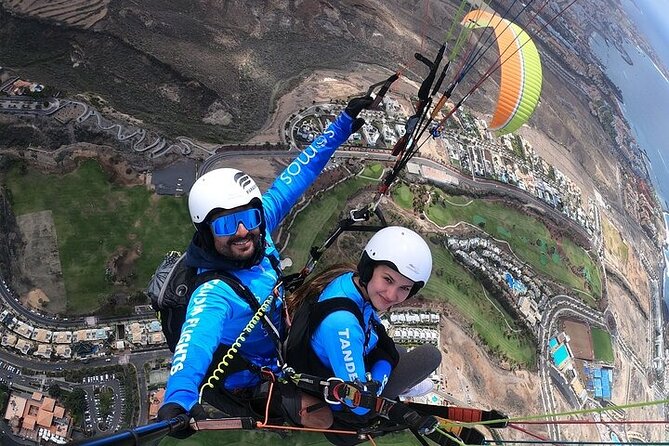 Paragliding Tandem Flight in Tenerife South ADRENALINE! - The take-off: a short run, then open air