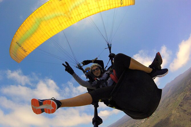 Paragliding Tandem Flight in Tenerife South ¡HOLA! - What makes this flight worth considering