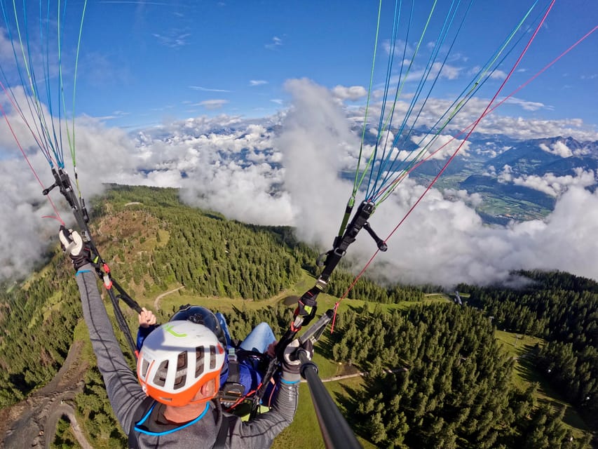 Paragliding Tandem Flight Kronplatz Dolomites Alps - Who will enjoy this most