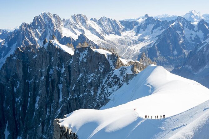 Paragliding Tandem Flight over the Alps in Chamonix - Who will enjoy this flight most