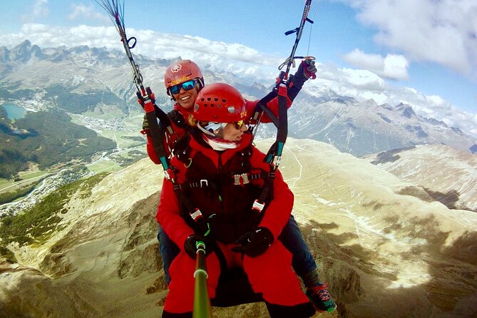 Paragliding Tandem Flights in Engadin - Safety and the first-timer experience
