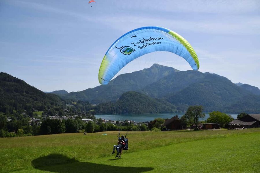 Paragliding Tandem in Salzkammergut / Sound of Music Flight - How much value do you get for $187?