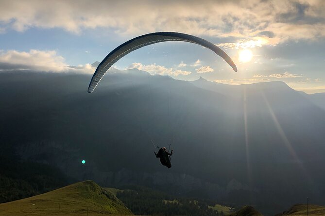 Paragliding Tandem in Switzerland - Photos and video: check the final price