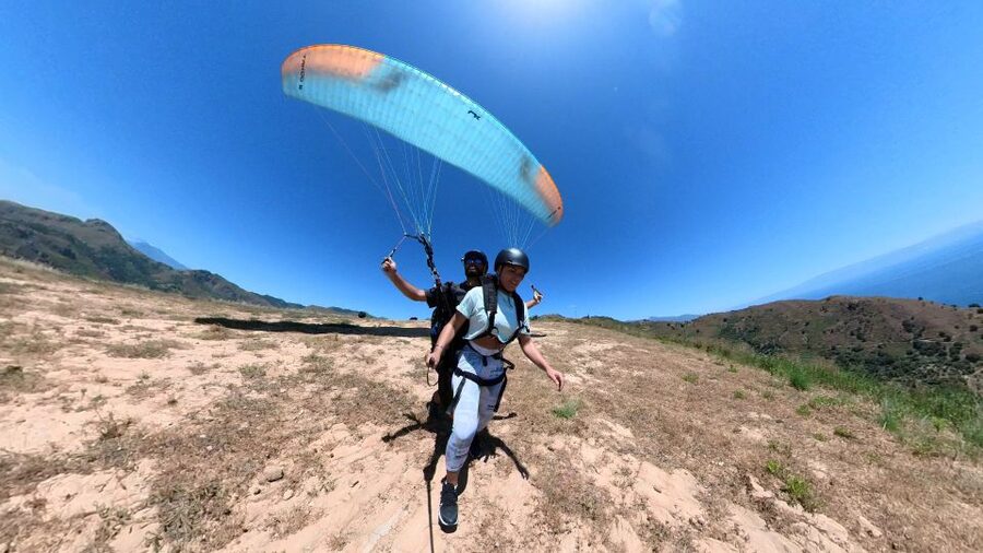 Paragliding Tandem Taormina + Video/Foto e GoPro + Acrobazia - Flying over Taormina instead of just looking at it