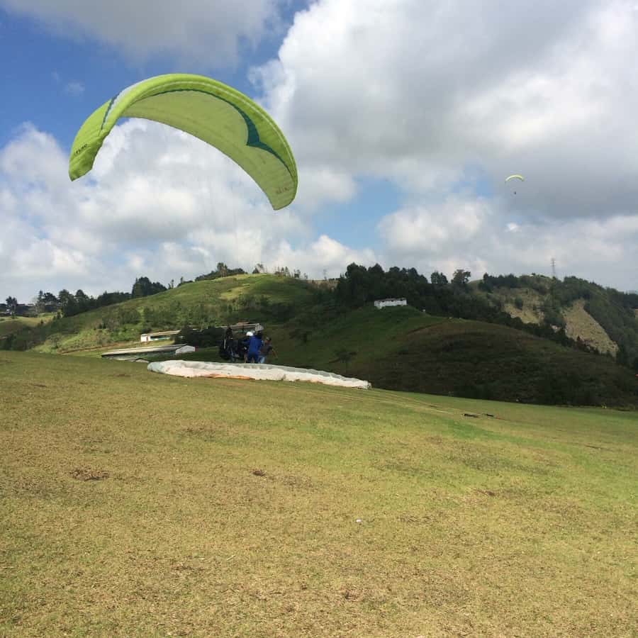 Paragliding the Andes from Medellín - Safety, comfort, and physical limits