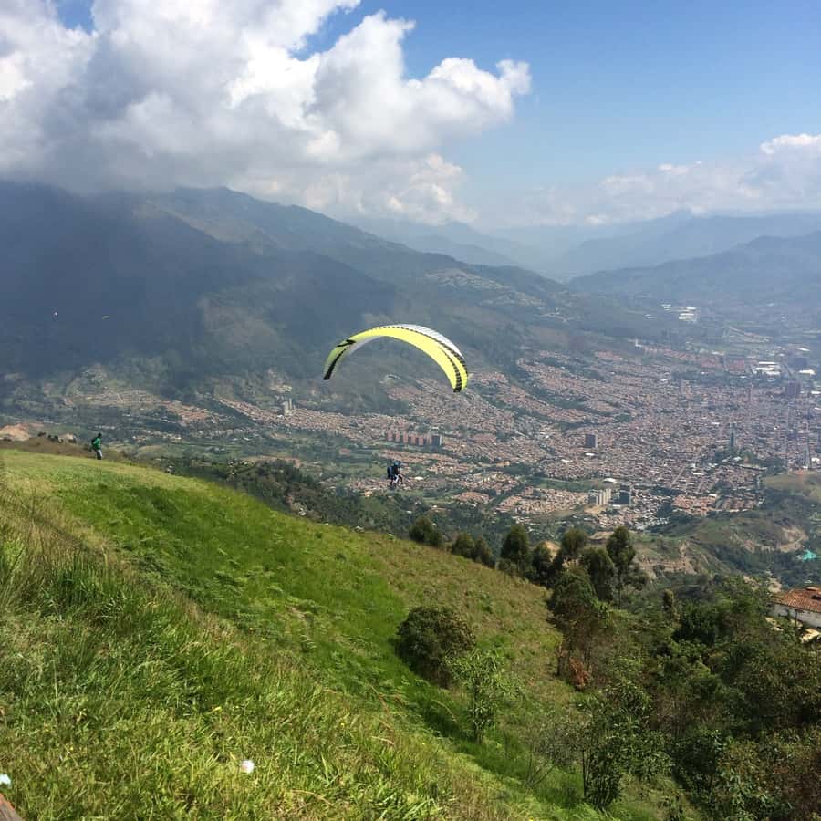 Paragliding the Andes from Medellín - Should you book this San Félix flight?