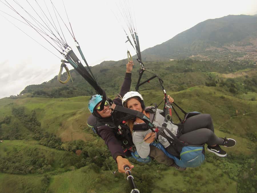 Paragliding Trip with Certified Pilots + Transportation - Key points to know before you book