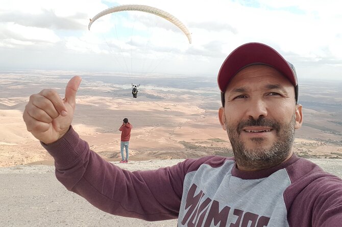 Paragliding view of the Atlas - Who will enjoy this most?