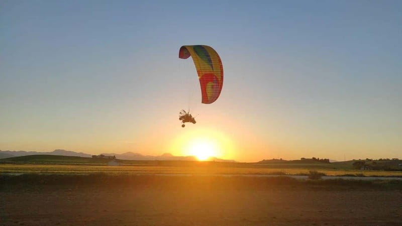 Paramotor flight in Ronda (Málaga), near Marbella - Dress for the open air