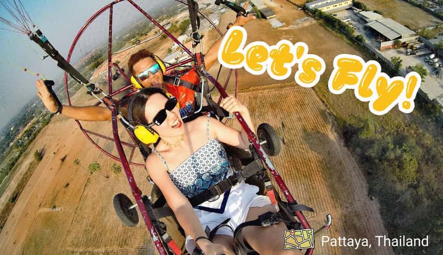 Pattaya: Beach + City Scenic Paramotor Flight by BFA - The photo stop after landing