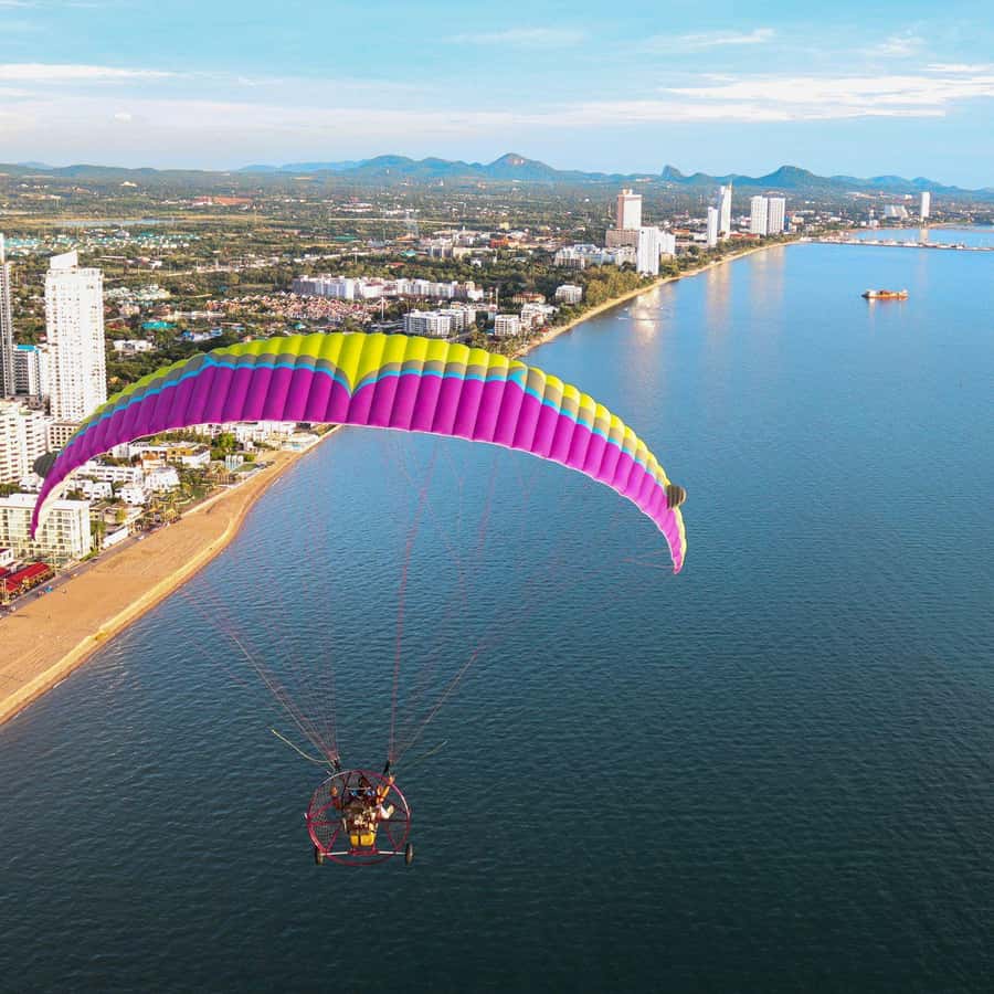 Pattaya: Beach + City Scenic Paramotor Flight by BFA - Who should book this flight?