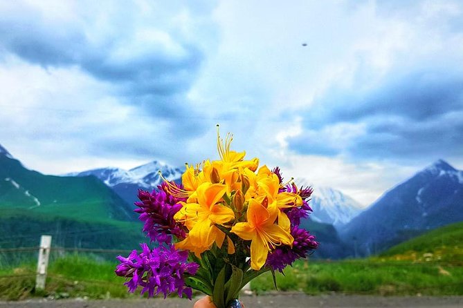 Private Full Day Tour In Kazbegi - Gudauri (Paragliding & Rafting) - Stepantsminda is your lunch base before Gergeti