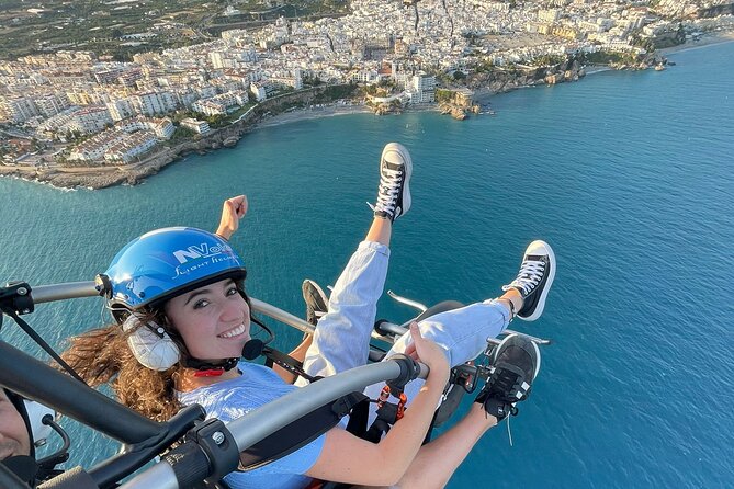 Private Paragliding Flight Costa del Sol 30 min - The people who make the experience work